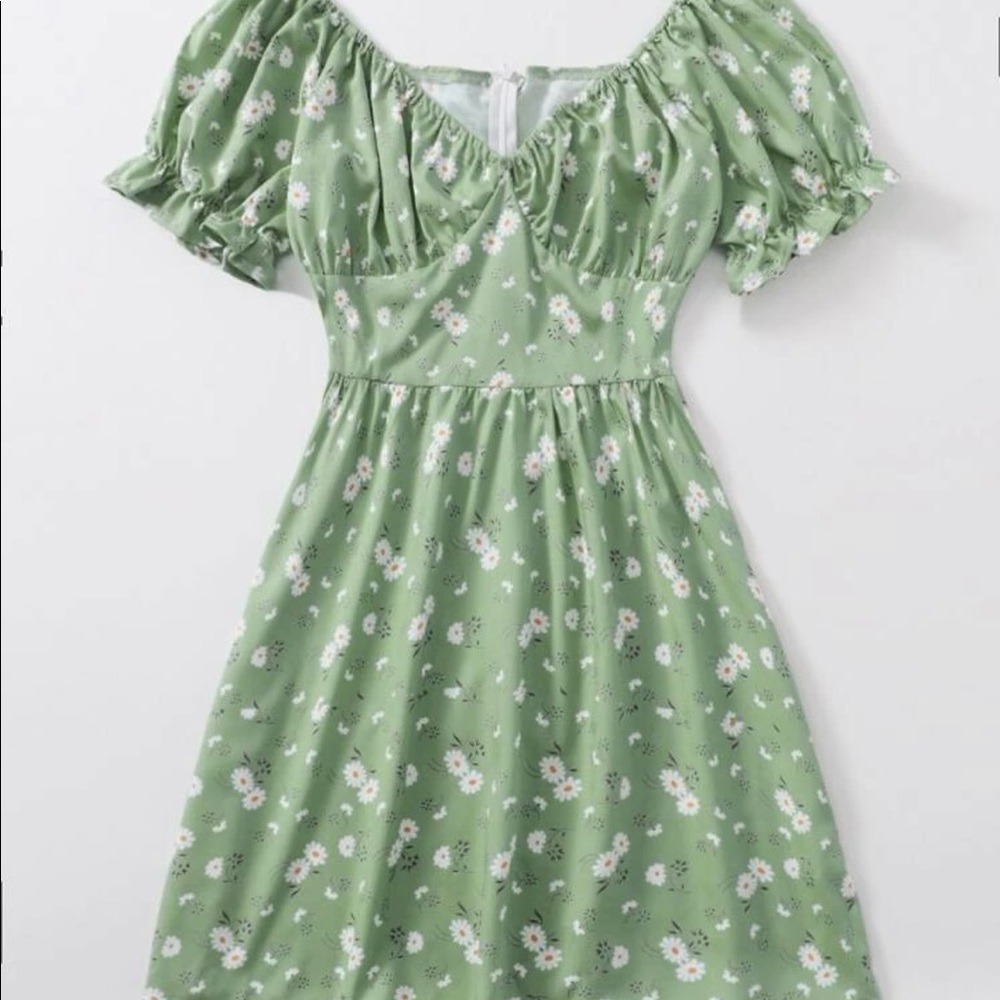 floral green puff sleeve dress